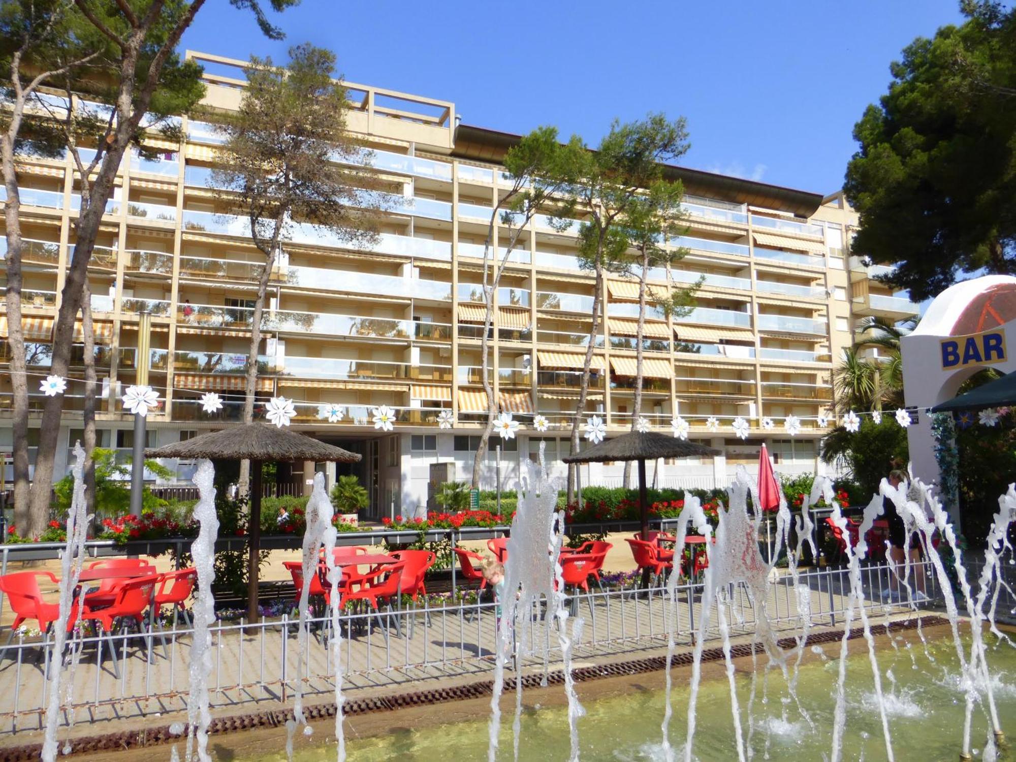 Rentalmar Park Suites Salou Kültér fotó