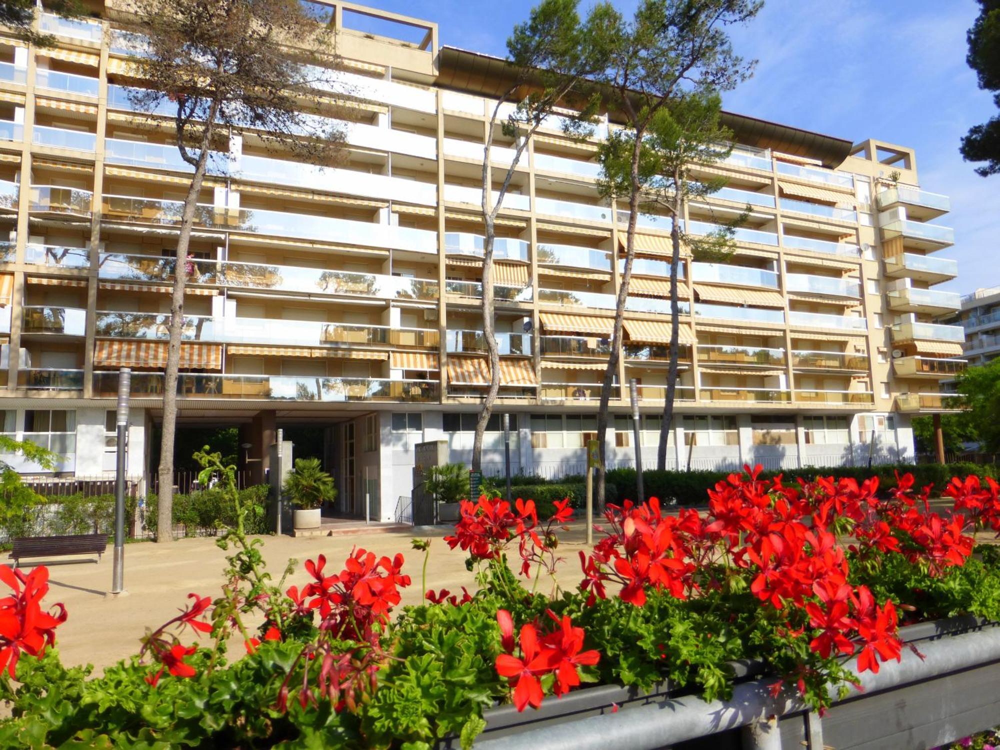 Rentalmar Park Suites Salou Kültér fotó